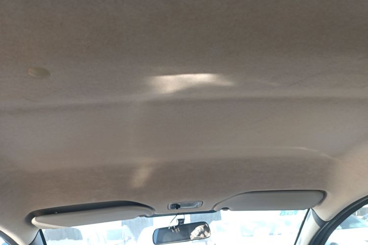 比亚迪F0 2012款 1.0L 悦酷型中控内饰22