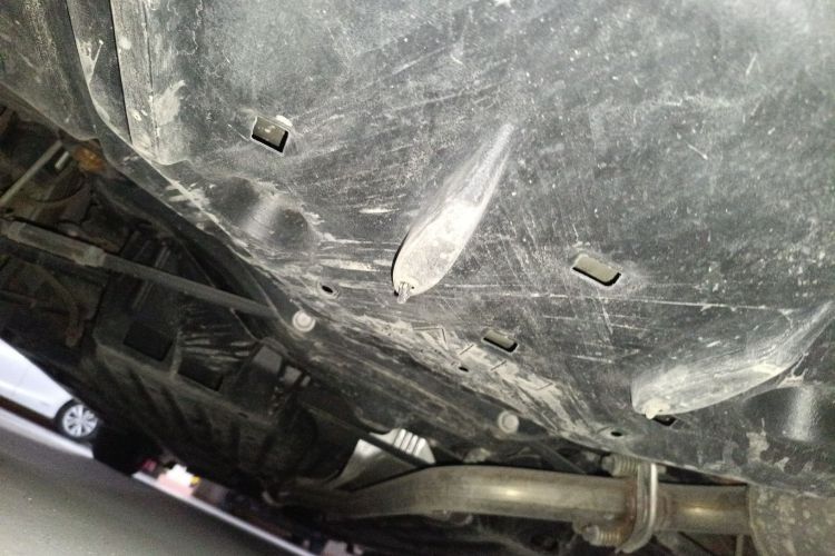 雷克萨斯ES 2015款 200 精英版局部细节9009