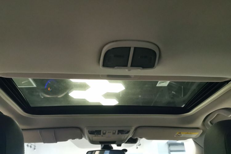 斯巴鲁 力狮 2016款 2.0DIT 全驱极致版中控内饰22