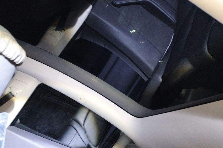 特斯拉 Model Y 2022款 改款 后轮驱动版局部细节22