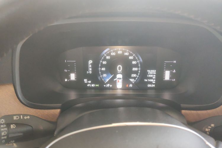 沃尔沃S90 2019款 T5 智逸版中控内饰14