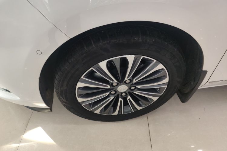 别克GL8 2022款 ES陆尊 653T 旗舰型车身外观35