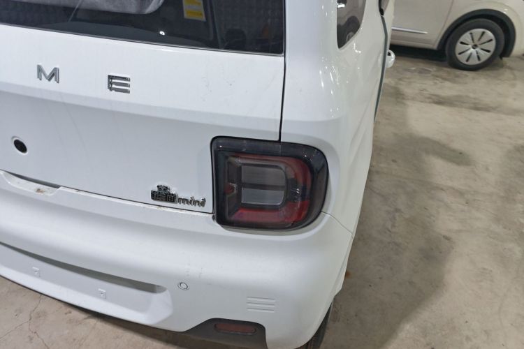 吉利银河 2024款 熊猫mini 200km 耐力熊车身外观9