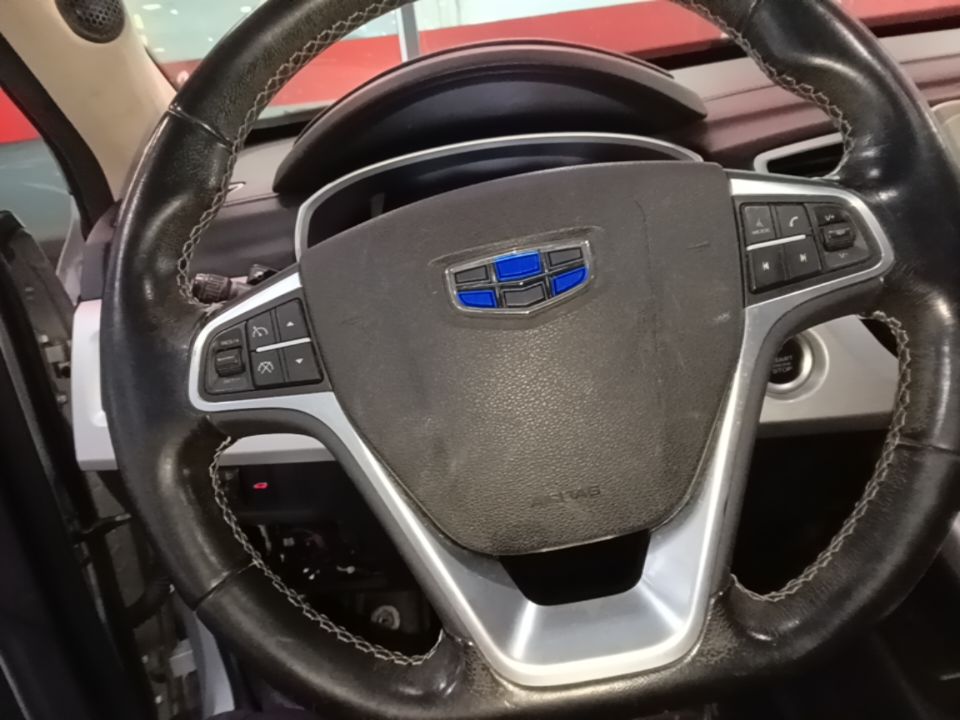Износ руля: 磨损严重
