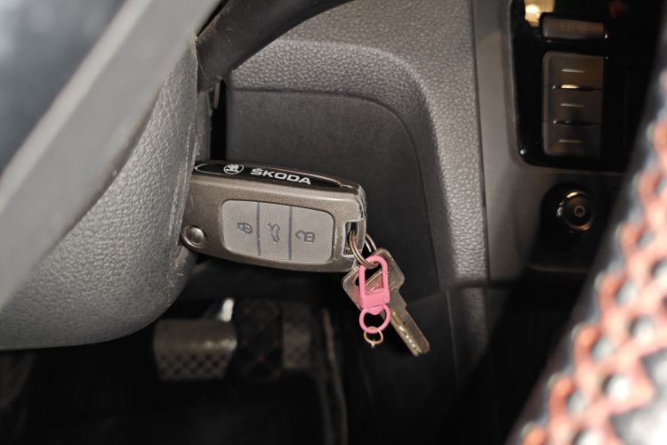 斯柯达 昕锐 2019款 1.5L 自动舒适版 国V中控内饰11