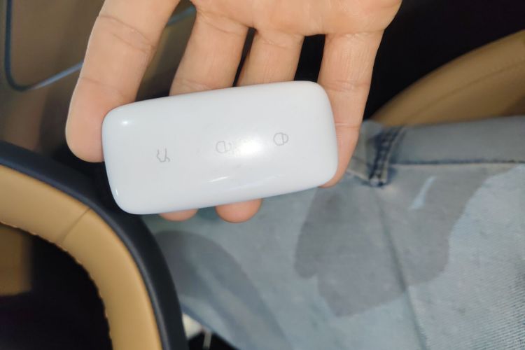 吉利银河 银河星舰7 EM-i 2025款 120km 领航版中控内饰11