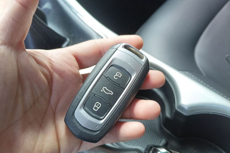 吉利汽车 帝豪GL 2017款 1.8L 手动精英型中控内饰7001