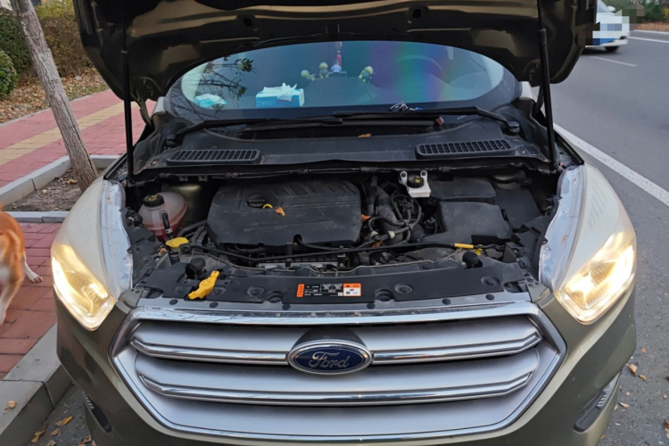 福特 翼虎 2017款 EcoBoost 180 四驱豪翼型局部细节24