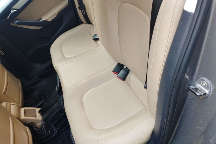 大众 捷达 2013款 1.6L 自动舒适型中控内饰7004