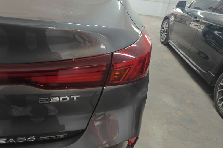 长安 逸动 2023款 畅享版 PLUS 蓝鲸NE 1.4T GDI DCT尊贵版车身外观9