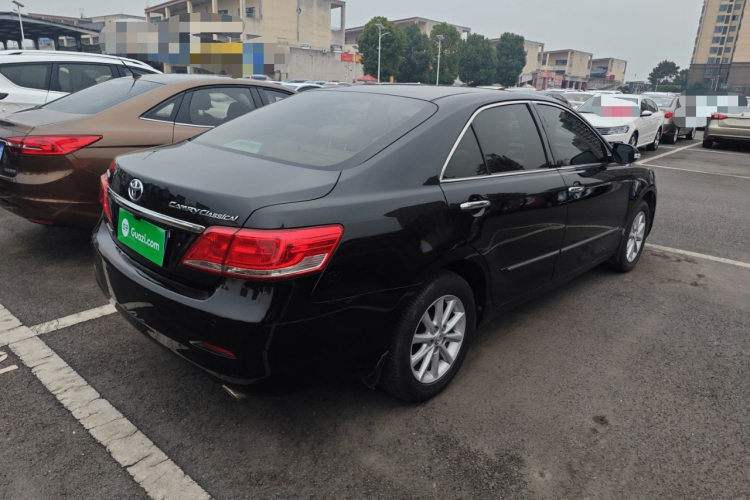 丰田 凯美瑞 2013款 200E 经典精英版车身外观7