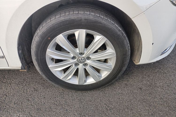 大众 宝来 2018款 1.5L 手动舒适型车身外观10