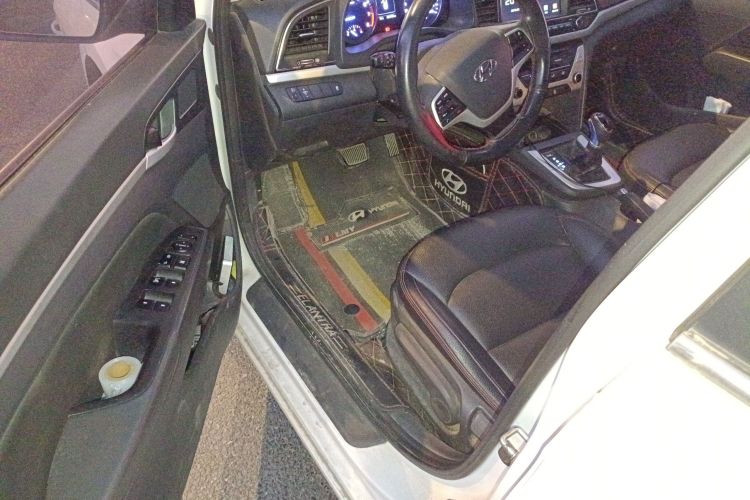 现代 领动 2016款 1.6L 自动智炫·精英型中控内饰7003