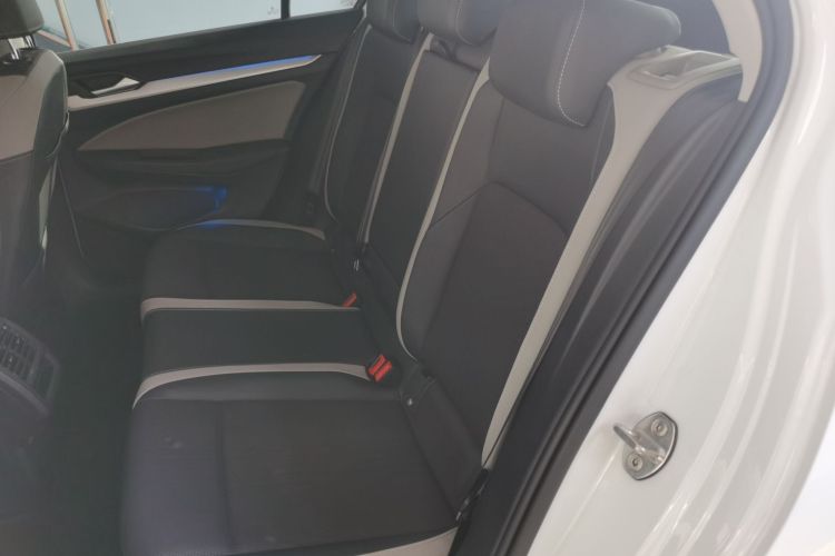 大众 高尔夫 2021款 280TSI DSG Pro中控内饰7004