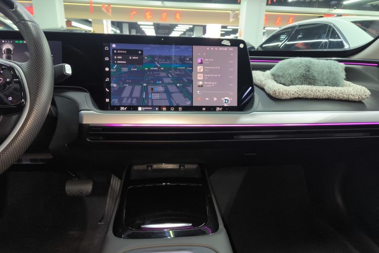 小鹏P7 2022款 625E中控内饰16