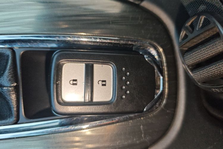 本田XR-V 2017款 1.8L EXi CVT舒适版中控内饰7001