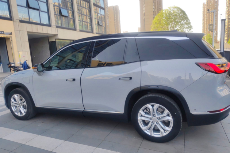 蔚来ES8 2020款 415KM 六座版车身外观6003