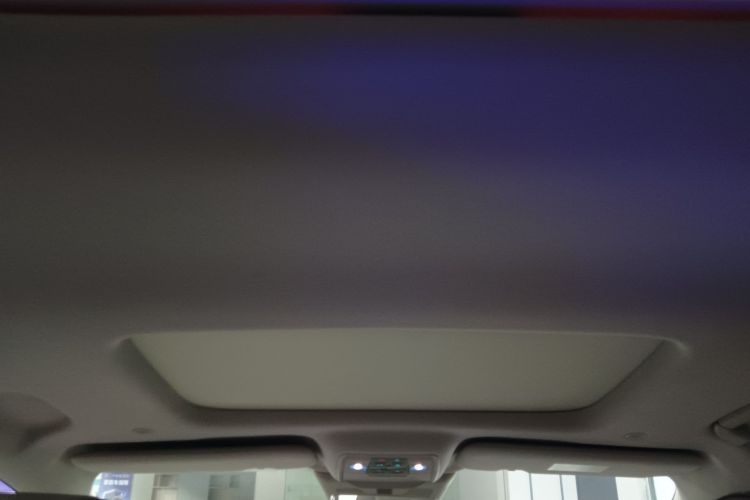 腾势D9 2022款 DM-i 970 四驱尊荣型局部细节22