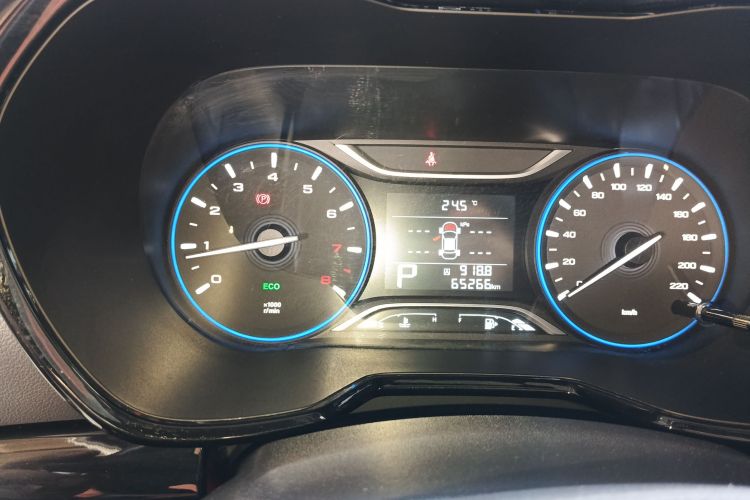 广汽传祺 传祺GS4 2018款 235T 自动两驱豪华智联百万纪念版中控内饰14