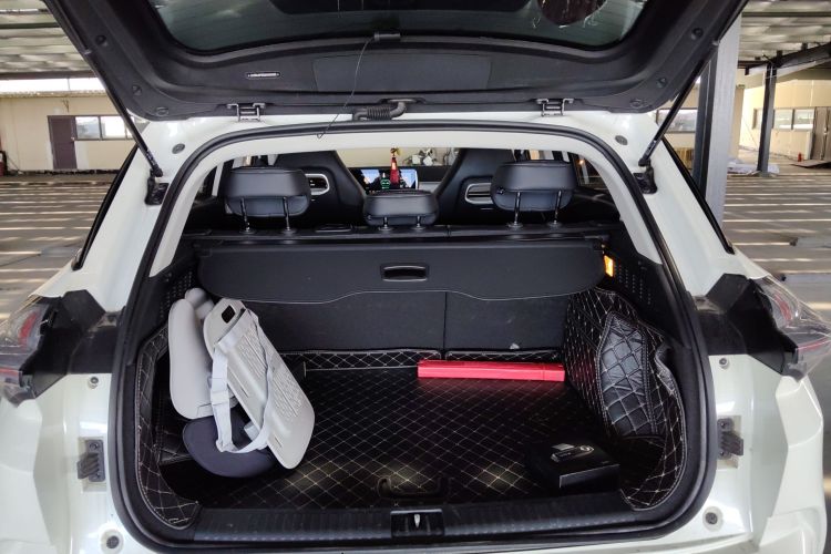 哪吒汽车 哪吒U 2021款 Pro 400 巡航版中控内饰23