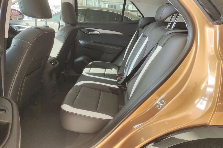 别克 2024款 昂科威S  25T 炫黑风尚版中控内饰21