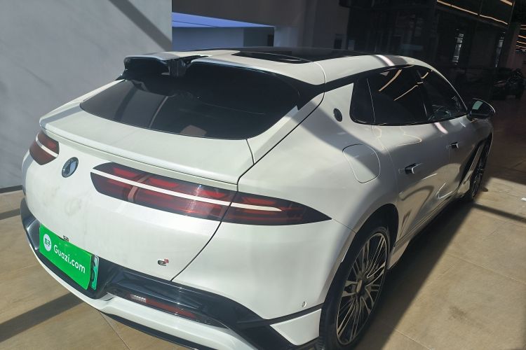 腾势Z9GT 2024款 1100四驱Ultra版车身外观6005