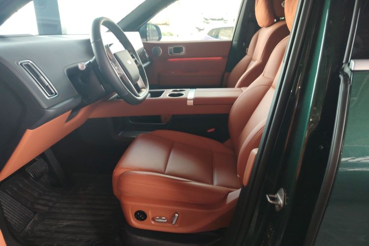 理想汽车 理想L6 2024款 Pro中控内饰19