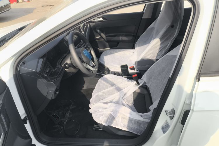 大众 朗逸 2025款 新锐 1.5L 出众新逸版中控内饰19