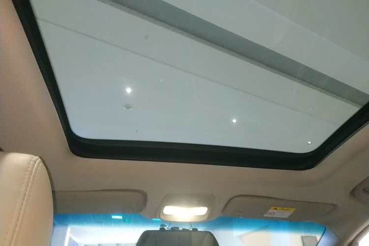 别克GL6 2018款 18T 6座精英型中控内饰22