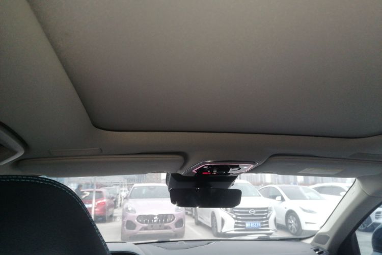 领克05 2020款 2.0TD 两驱耀Halo中控内饰22