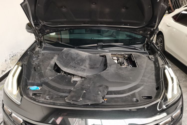 领克06 2020款 1.5T 劲Pro机舱底盘24