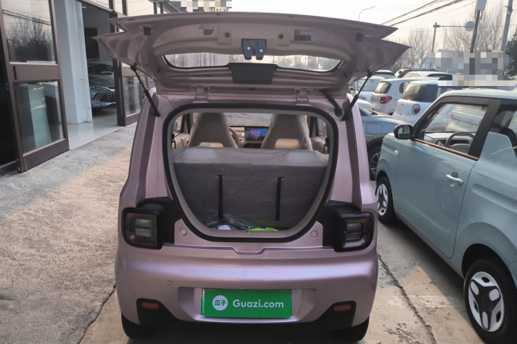 吉利银河 2024款 熊猫mini 200km 耐力熊机舱底盘23