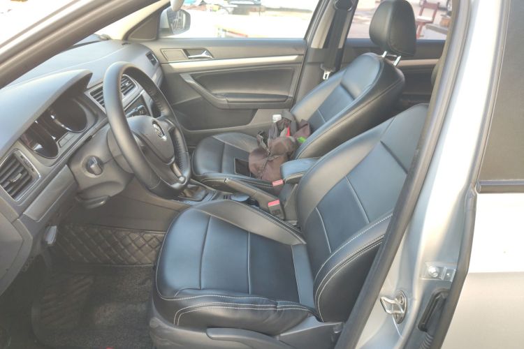 大众 朗逸 2015款 1.6L 自动风尚版局部细节19