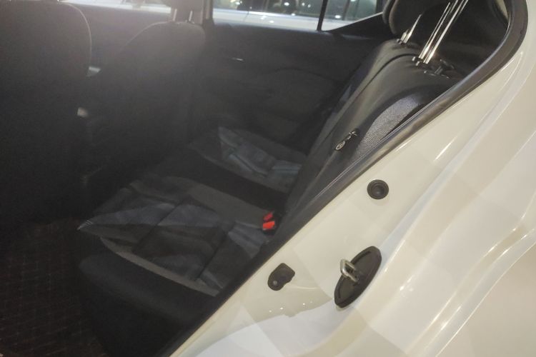 日产 劲客 2020款 1.5L XL CVT酷享版中控内饰21