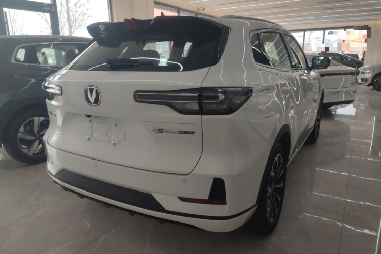 长安CS55PLUS PHEV 2025款 智慧新蓝鲸 125km 战舰版车身外观7