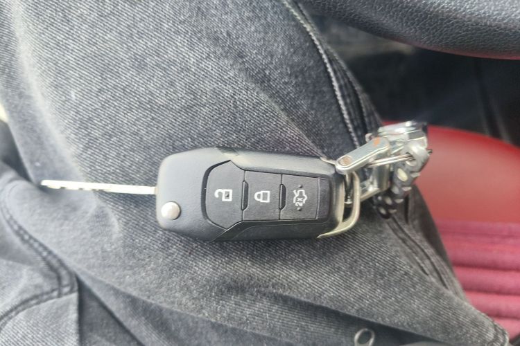 福特 福睿斯 2017款 改款 1.5L 自动舒适型中控内饰11