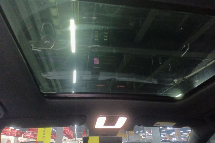 理想汽车 理想ONE 2021款 增程6座版局部细节22