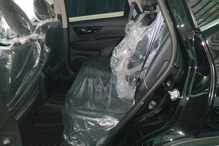 日产 奇骏 2025款 荣誉 2.0L 两驱真心版中控内饰7004