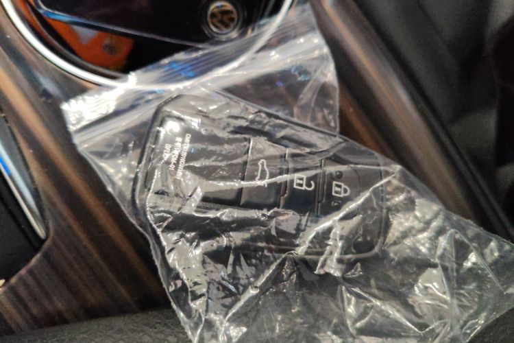 丰田 凯美瑞 2019款 2.5G 豪华版 国VI中控内饰11