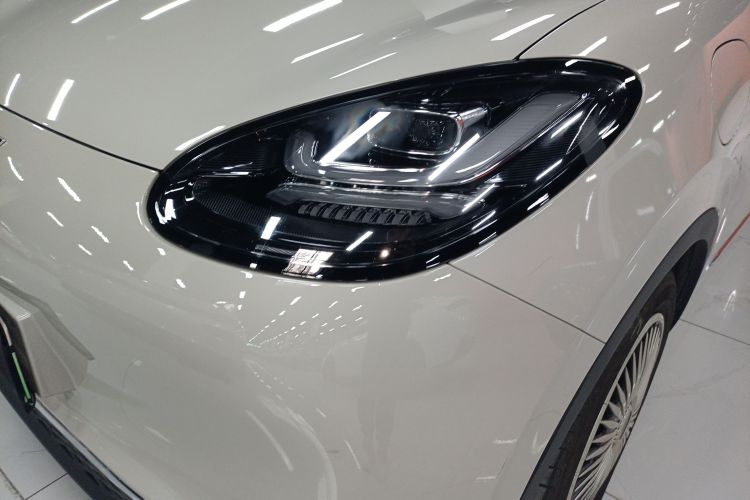 五菱汽车 五菱缤果 2023款 333km 灵犀互联+款局部细节36