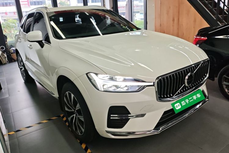 沃尔沃XC60 2023款 B5 四驱智远豪华版车身外观6001
