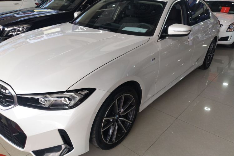 宝马3系 2024款 325Li M运动套装车身外观4