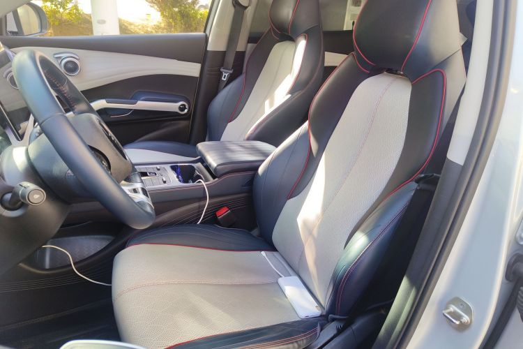 比亚迪 元PLUS 2022款 430KM 尊贵型局部细节19