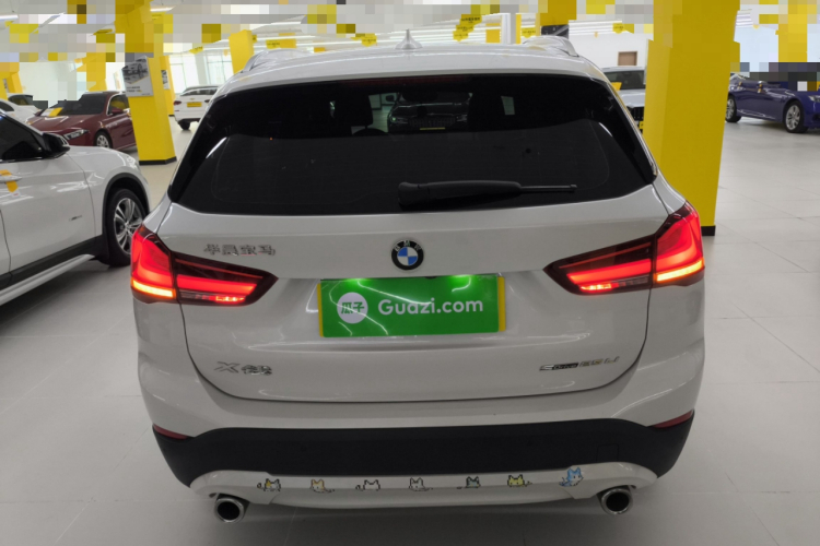 宝马X1 2021款 改款 sDrive25Li 领先型车身外观6004