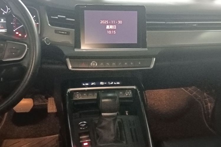 雪铁龙C5 2017款 350THP 自动豪华型中控内饰16