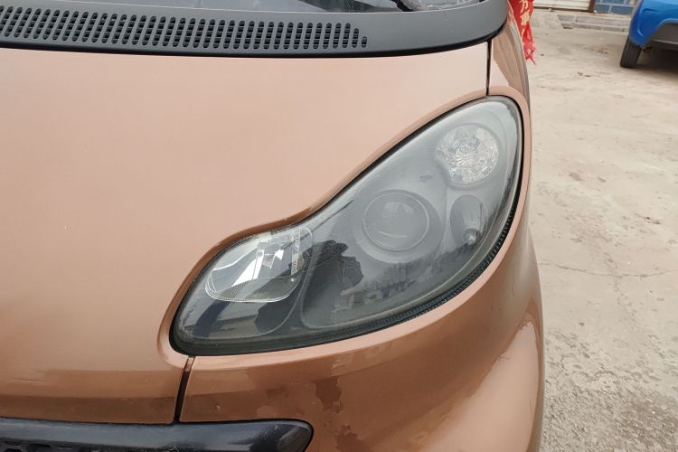 smart fortwo 2015款 1.0 MHD 新年特别版局部细节36