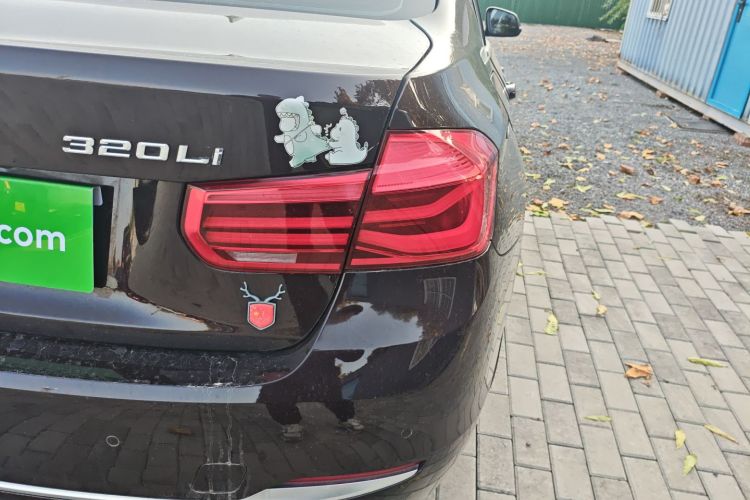 宝马3系 2018款 320Li 时尚型车身外观9