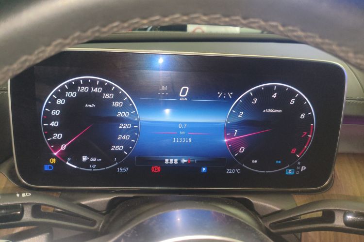 奔驰C级 2022款 C 260 L中控内饰14