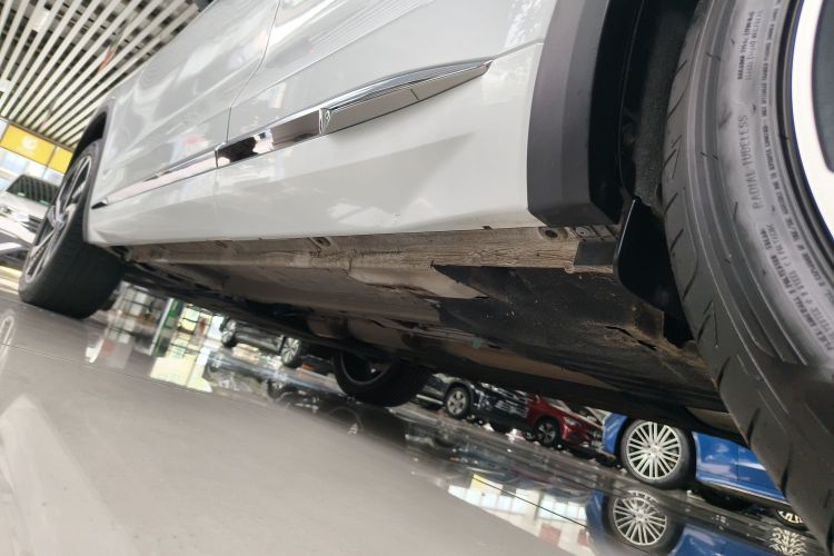 吉利汽车 星越L 2024款 2.0TD 高功自动两驱天际版局部细节9002