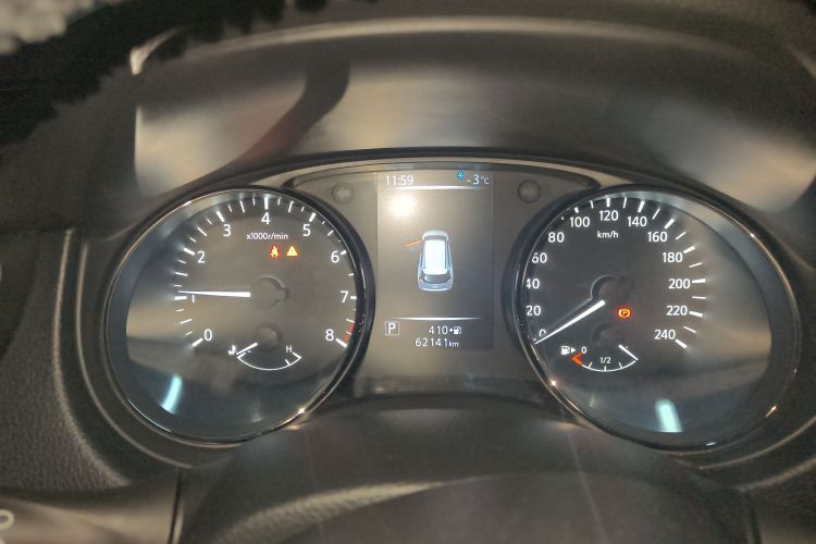 日产 奇骏 2019款 2.0L CVT智联舒适版 2WD中控内饰14